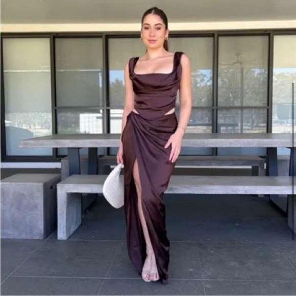 House of CB Vesper Rich Brown Maxi Skirt NWOT - Picture 3 of 3